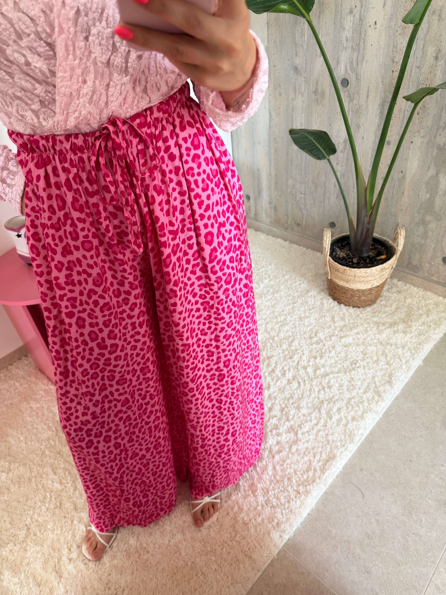 Leoprint Schlabberhose – Pink